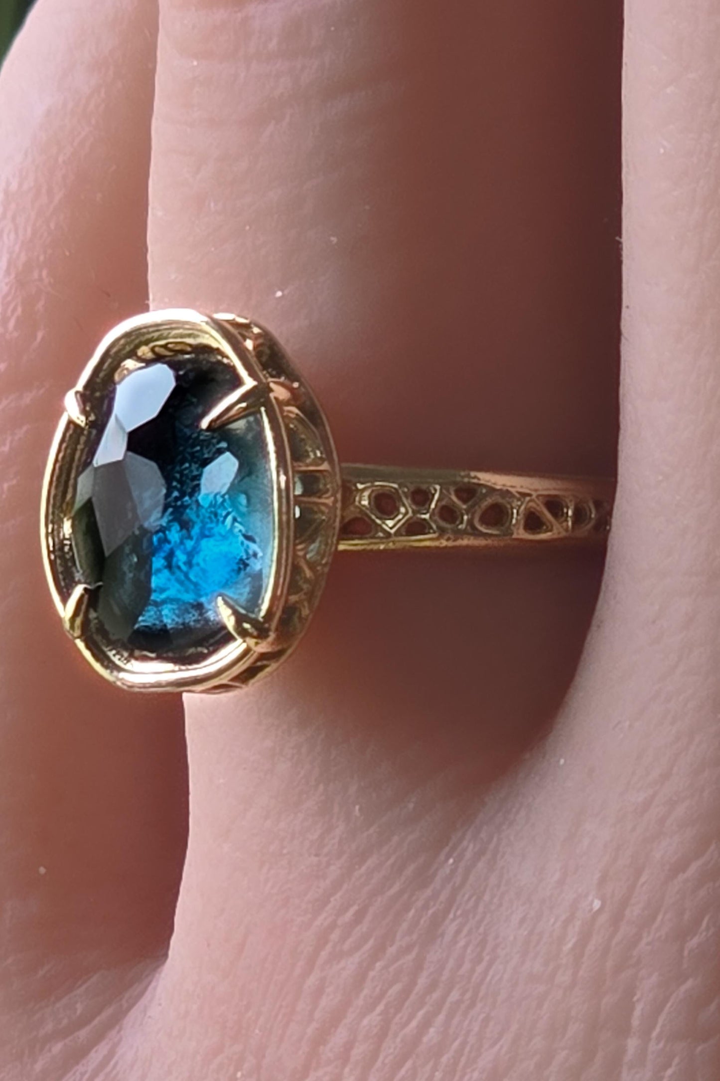 Hand Cut Blue Green Montana Sapphire Ring in 14k Yellow Gold, One of a Kind, Lattice Setting