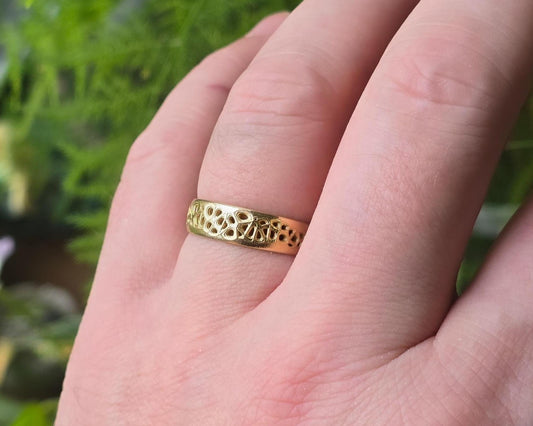 Men’s Organic Lattice Wedding Band – 6mm Handmade Gold Ring Comfort Fit