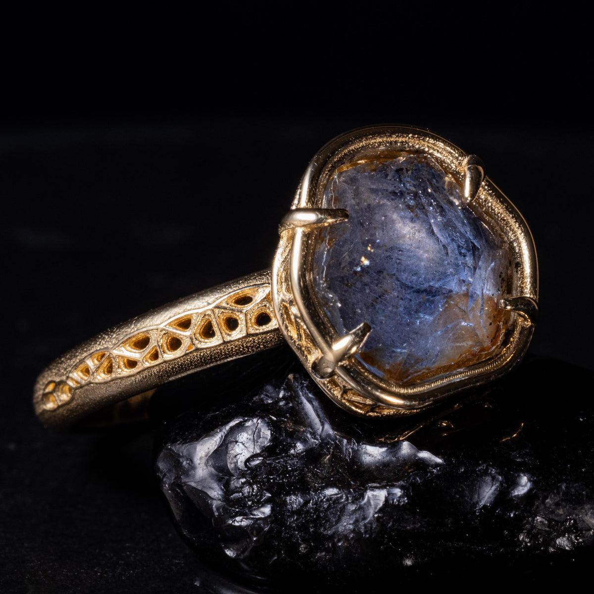 Hand Cut Montana Sapphire Ring in 14K Gold | One of a Kind Cornflower Blue Sapphire