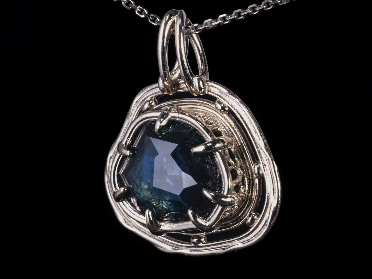Natural Montana Sapphire Pendant 14k White Gold One of a Kind