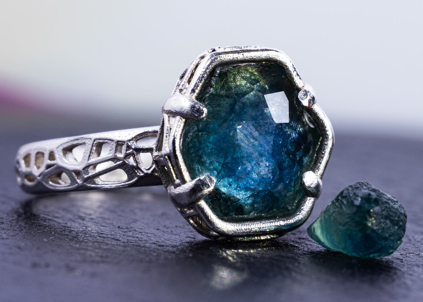 Montana Sapphire Ring Hand Cut Solitaire in Sterling Silver, item  1021