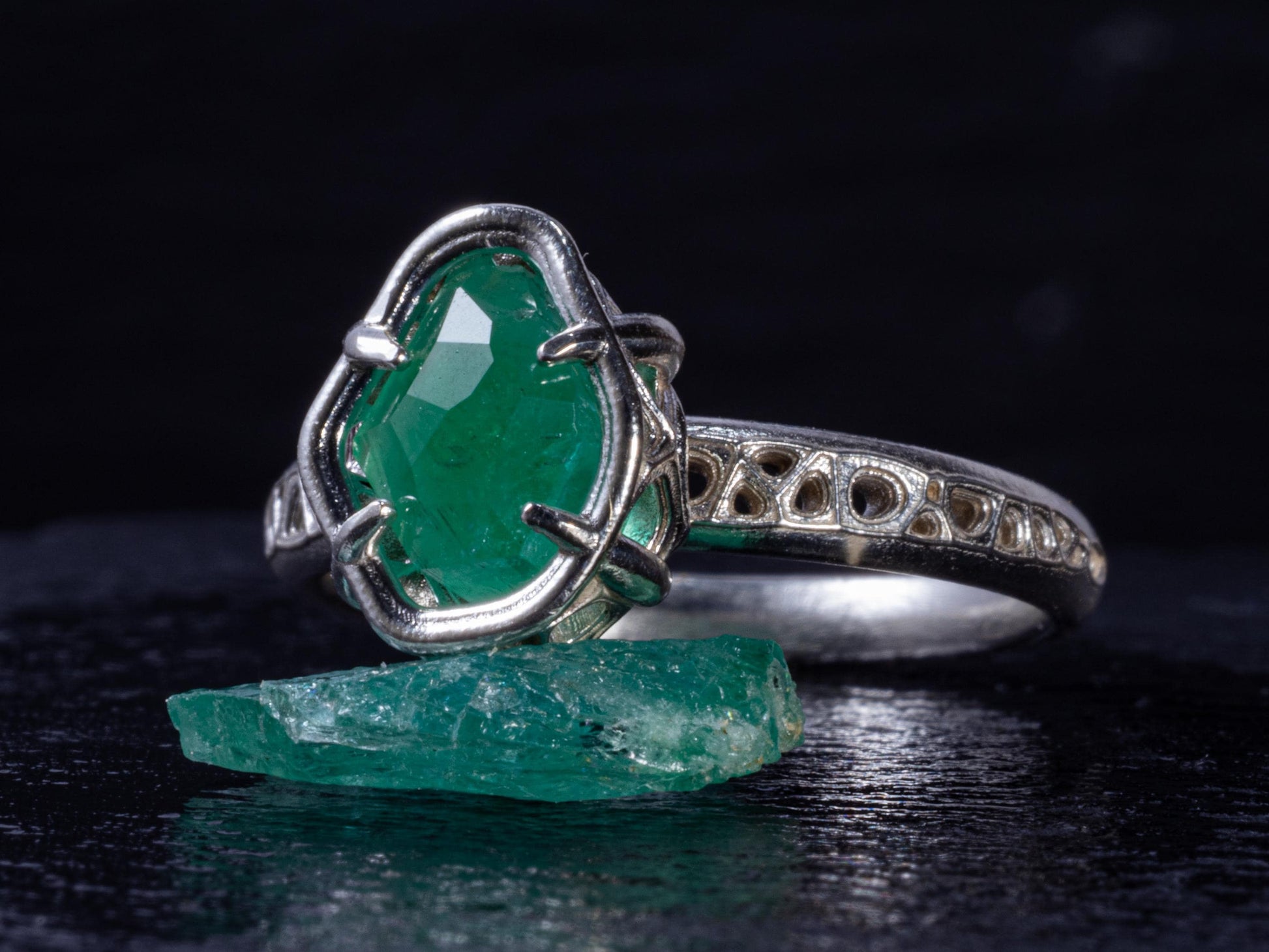 Natural Emerald Ring in Sterling Silver, Hand Cut Gemstone Ring, One of a Kind, Lattice Band, Size 6 