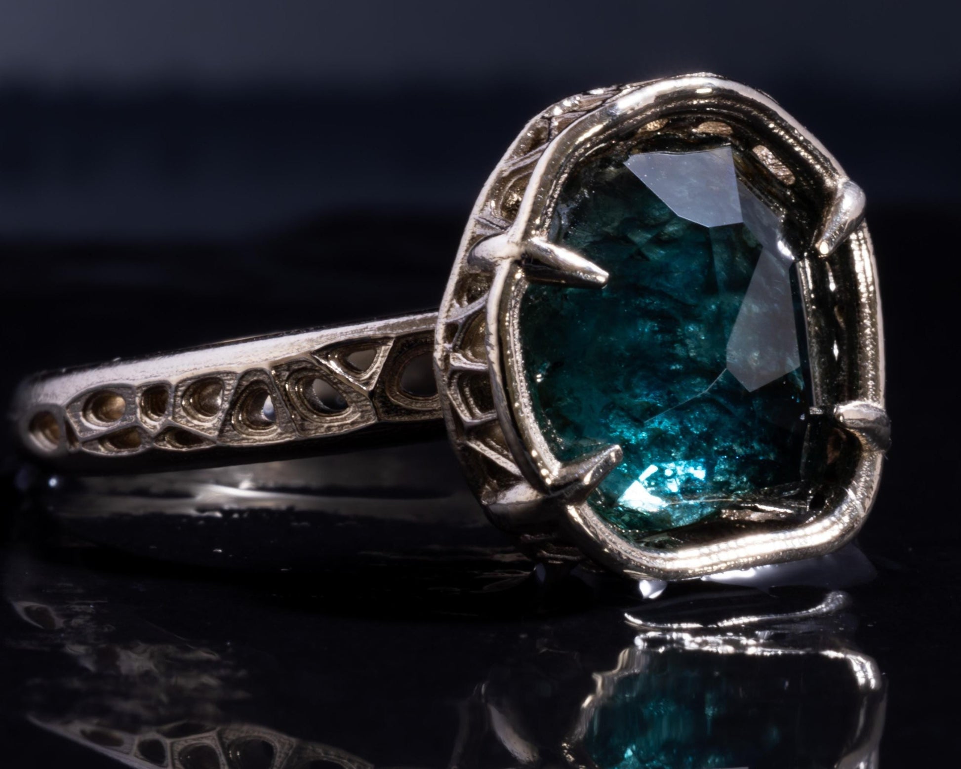 Montana Sapphire Ring in 14k White Gold, 3.14 Carat, 9mm Blue Sapphire, One of a Kind 