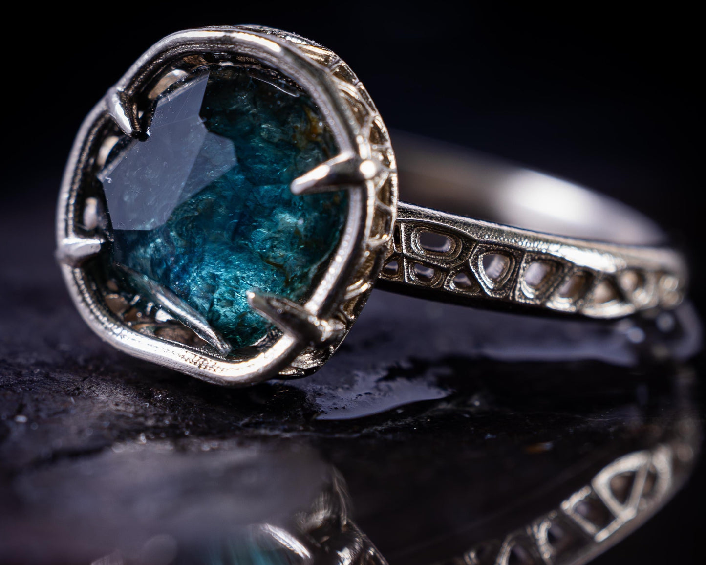 Montana Sapphire Ring in 14k White Gold, 3.14 Carat, 9mm Blue Sapphire, One of a Kind 