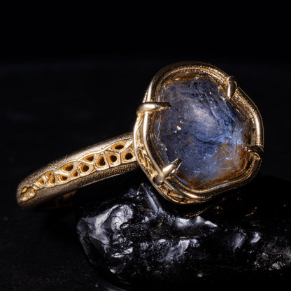 Hand Cut Montana Sapphire Ring in 14K Gold | One of a Kind Cornflower Blue Sapphire 