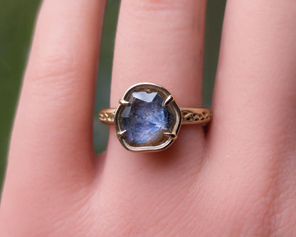 Hand Cut Montana Sapphire Ring in 14K Gold | One of a Kind Cornflower Blue Sapphire 