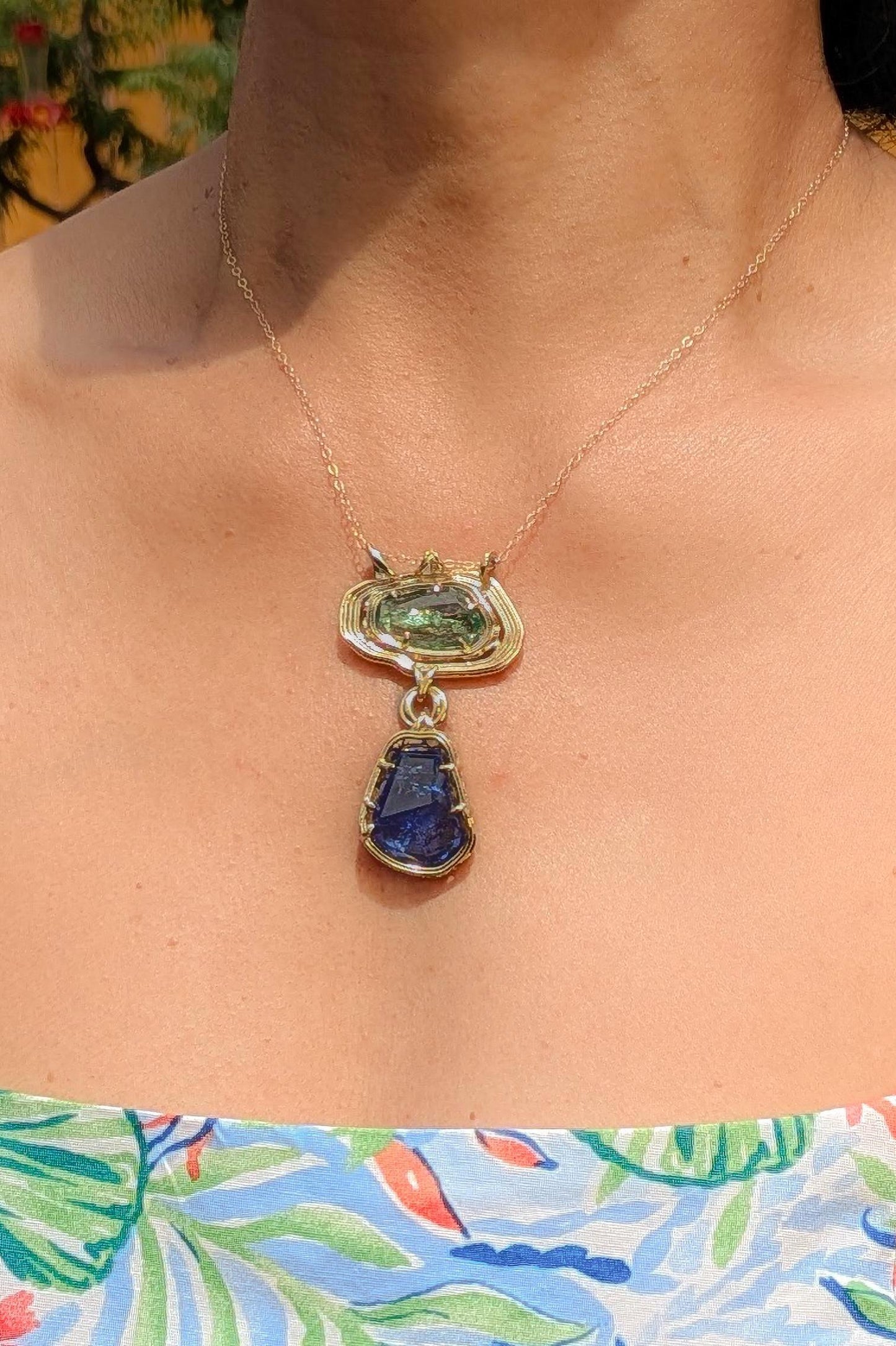 The Verdant Relic | Hiddenite & Tanzanite Pendant in Solid 18k Gold | One of a Kind 