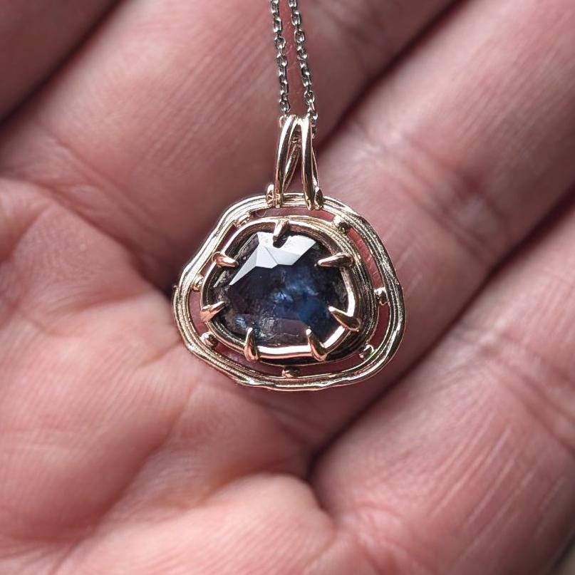 Natural Montana Sapphire Pendant 14k White Gold One of a Kind 